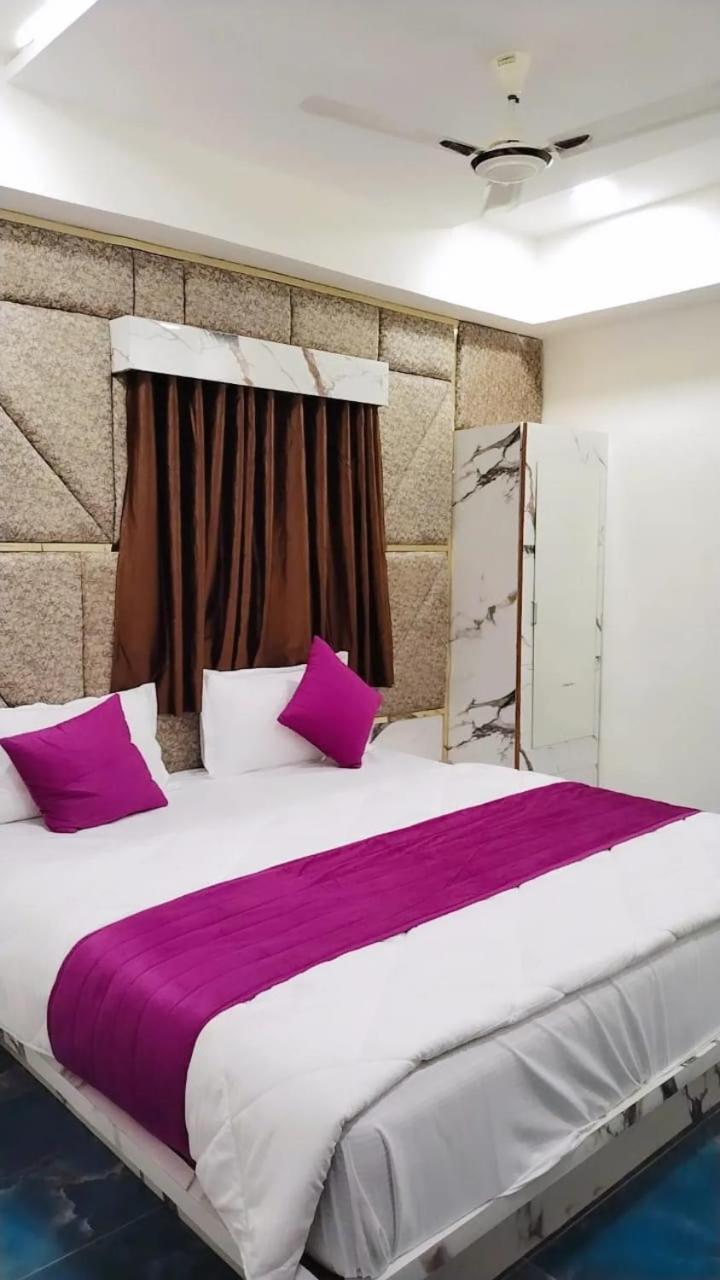 Hotel Karnavati Αχμπανταμπάντ Εξωτερικό φωτογραφία